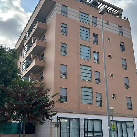 Malaga Campus Apartment Parking Included Málaga Exterior foto