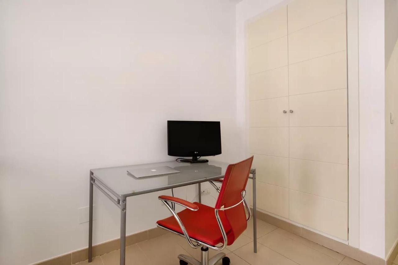 Malaga Campus Apartment Parking Included Málaga Exterior foto