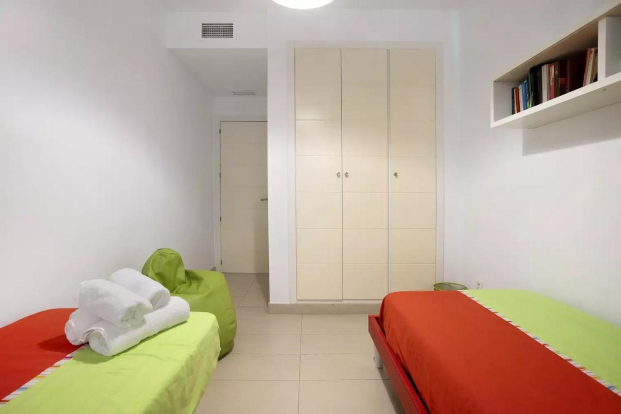 Malaga Campus Apartment Parking Included Málaga Exterior foto