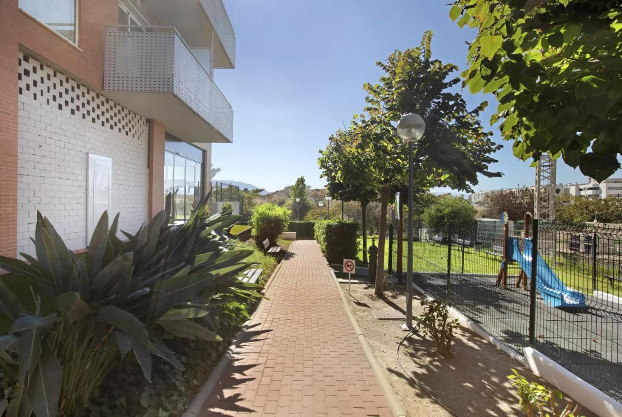 Malaga Campus Apartment Parking Included Málaga Exterior foto