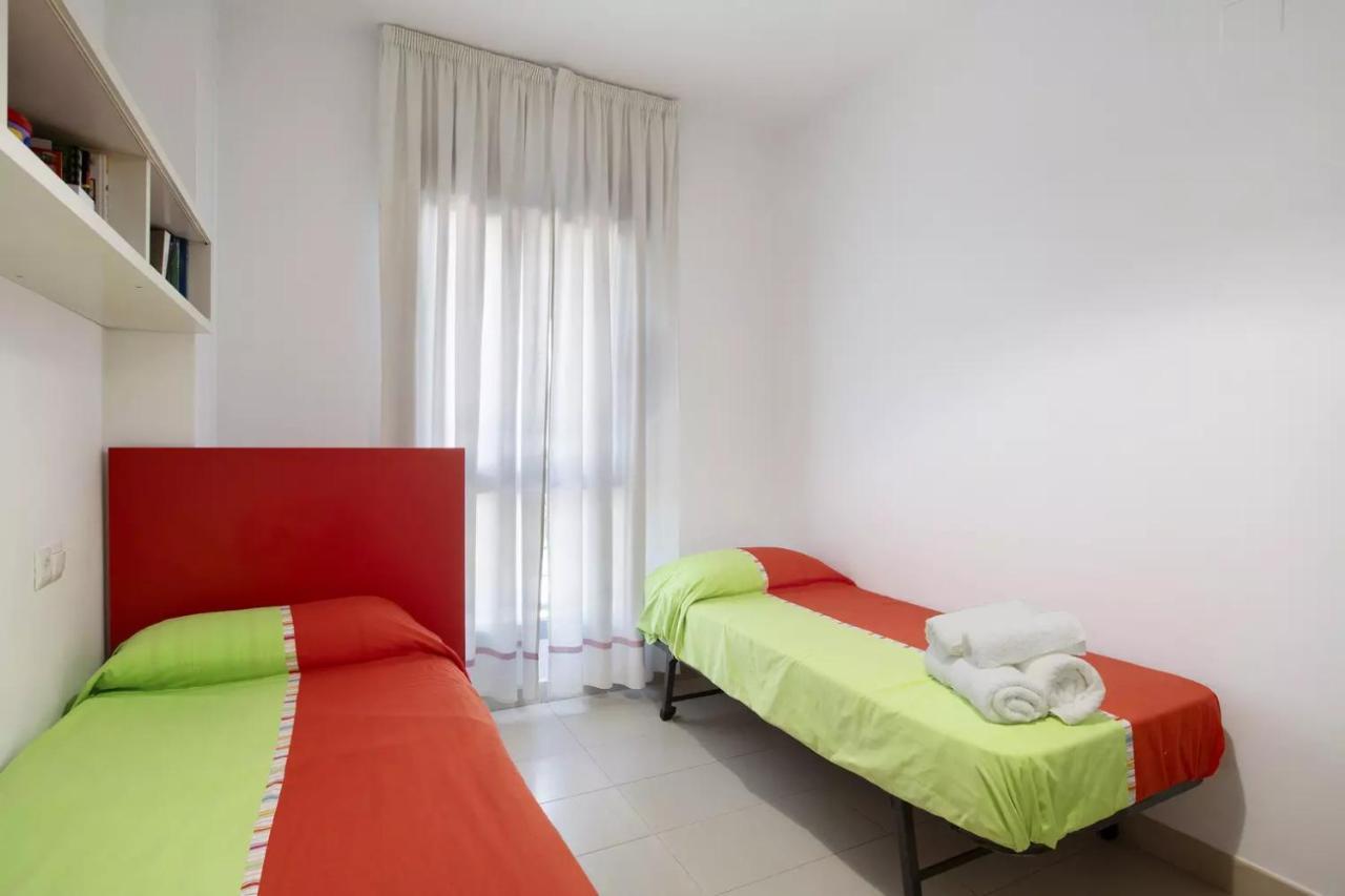Malaga Campus Apartment Parking Included Málaga Exterior foto